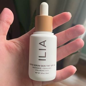 Ilia Super Serum Skin Tint SPF 40, color ST11 Matira